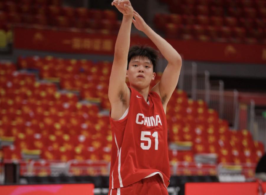 媒体人：赵继伟落选亚运会是对健康保护，杨瀚森则是要打NBA